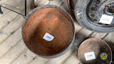 12gln 3 legged pot