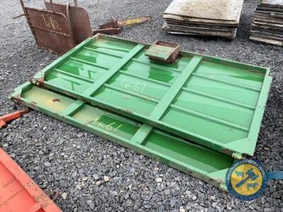 2 x grain doors to suit 12tn fraser trailer