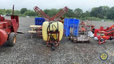 Hardi 600L sprayer 12m booms with shaft