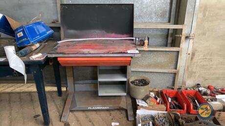 Welding bench