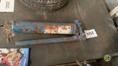 Grease gun