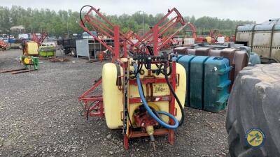 Hardi LX800 sprayer 12m booms with shaft