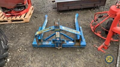 Fleming heavy duty bale lifter