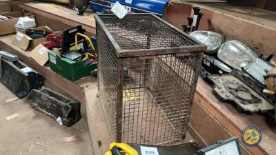 Gas bottle cage