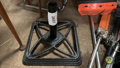 Cast iron base of parasol
