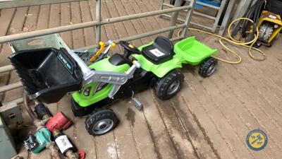 Childs tractor & trailer