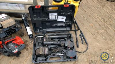 Battery grease gun