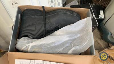 Lonsdale safety boots size 8