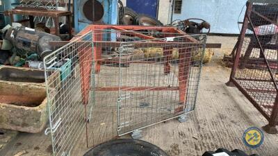 Cage dog pen