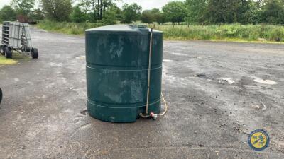 Plastic oil tank
