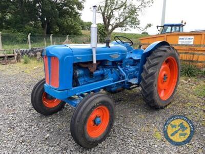 Fordson tractor power major, diesel, no taxbook, key, new tyres on front