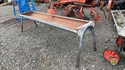 Cattle meal trough