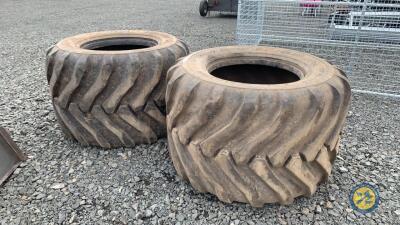 700-40-R22.5 x 2 Milance flotation tyres