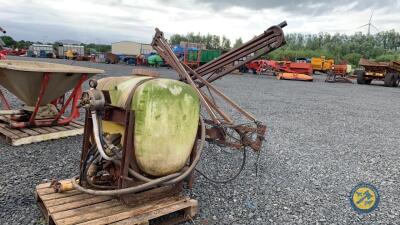 Hardi sprayer with shaft