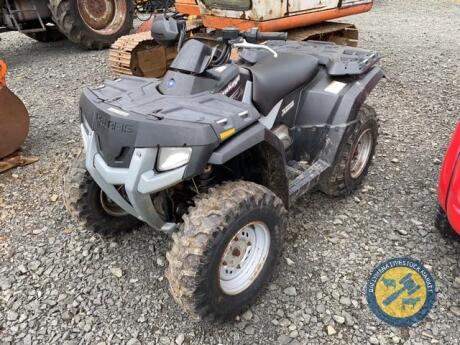 Polaris quad 300cc 4x4 select, 1030hours, 2006, key, petrol, starts & runs, little smokey