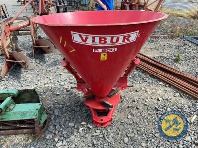 Vibur 500 manure sower with shaft