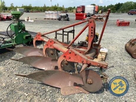 3 furro Kvernland plough