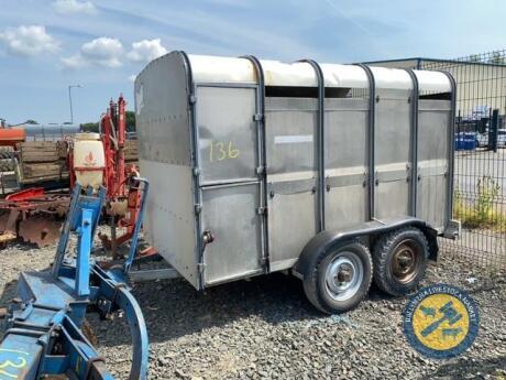 Ifor Williams 10x5'9" cattle trailer with spare wheel