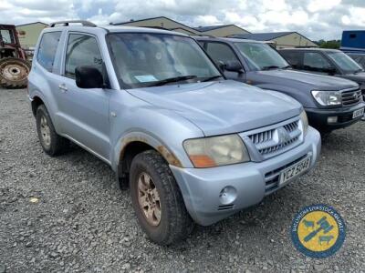 Mitsubushi estate car 2004, 3200cc, YCZ 5048, MOT Jan22, 153,675miles, taxbook & key, diesel