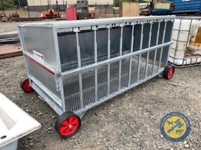 8ft lamb creep feeder with mesh floor & transport wheels