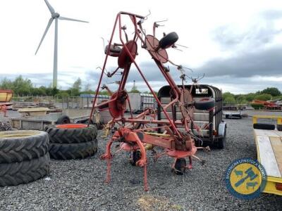 Lely 6 spider tedder with shaft, 3 teeth missing of centre wheel