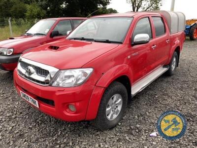 Toyota Hilux jeep 3L, 2009 SM09 TNK, MOT Aug21, 108,000miles, taxbook & key, diesel