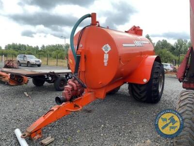 Abbey 2000gln slurry tanker oversized wheels top fill no shsaft reconditioned lid