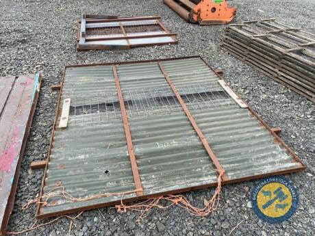 Green tin door and galvanised tin door for silage trailer
