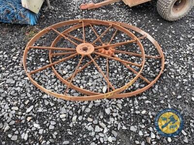 Cast iron cart wheels