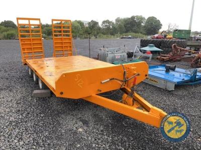 Chieftan tri axle low loader