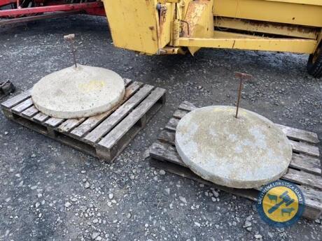 2 x 3ft concrete round pillar tops