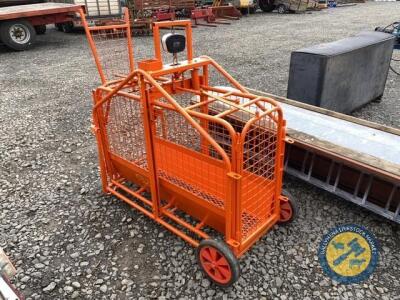 Ritchie weighbridge with digital scales working