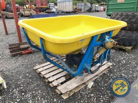 Fleming fertiliser sower with shaft V800