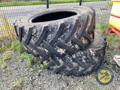 2 x continental tractor rear tyres 600-65-38