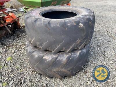 460-70-24 front tractor tyres just for spares