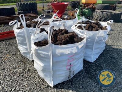 4 x tote bags of peat