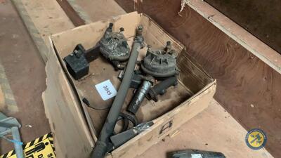 Box of euro cargo parts & drag link