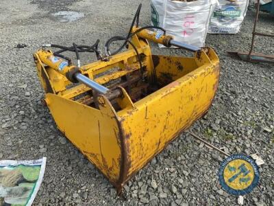 Johnston 3'10" shear grab with euro brackets