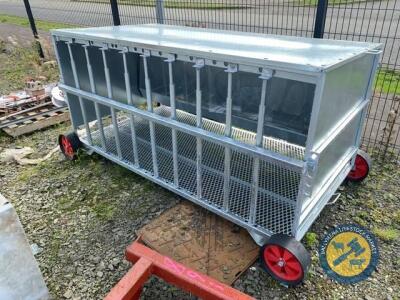 8ft lamb creep feeder with mesh floor & transport wheels