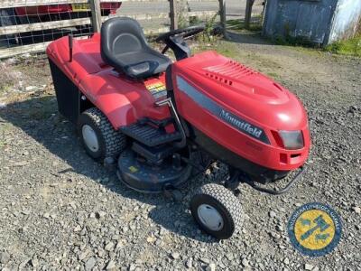 Mountfield ride on lawnmower, blades need sharpened but runs well