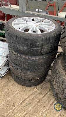 4 x 16" Renault alloys