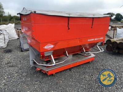 Kuhn AXERA 1102 manure sower fully hydraulic with control box