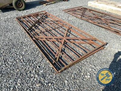 2 x old antique 10ft gates