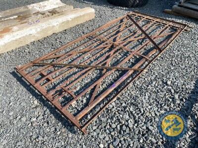 2 x old antique 9ft gates