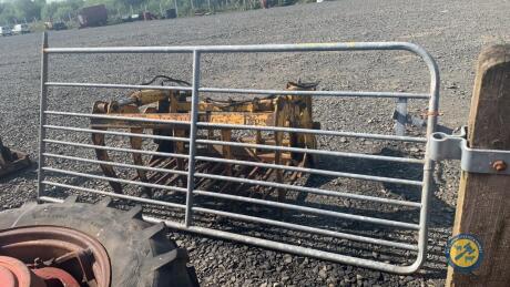 8ft galvanised field gate