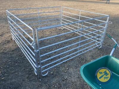 1 x 2.2m panels square sheep pen complete with pins