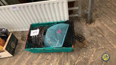 Box lot of hanging baskets etc