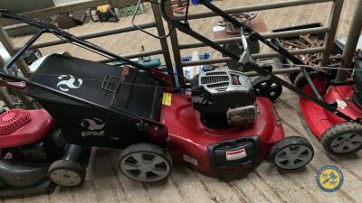 Landscape gardener retirement sale - Gardencare 22" lawnmower 2016 runs, drives & mows