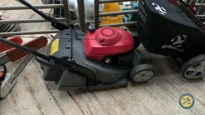 Landscape gardener retirement sale - Honda 426 roller lawnmower 16" runs,7 drives & mows