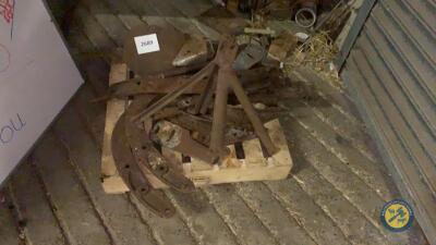 Pallet Ford Ferguson plough in parts